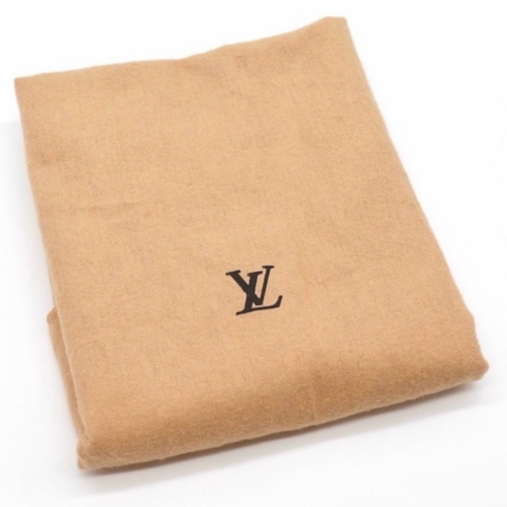 ✅LV Pochette Accessories HANDBAG
LOUIS VUITTON - Picture 5 of 13